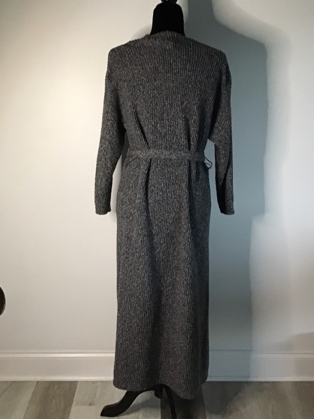 Long Marled Gray Knit Sweater - Picture 10 of 11